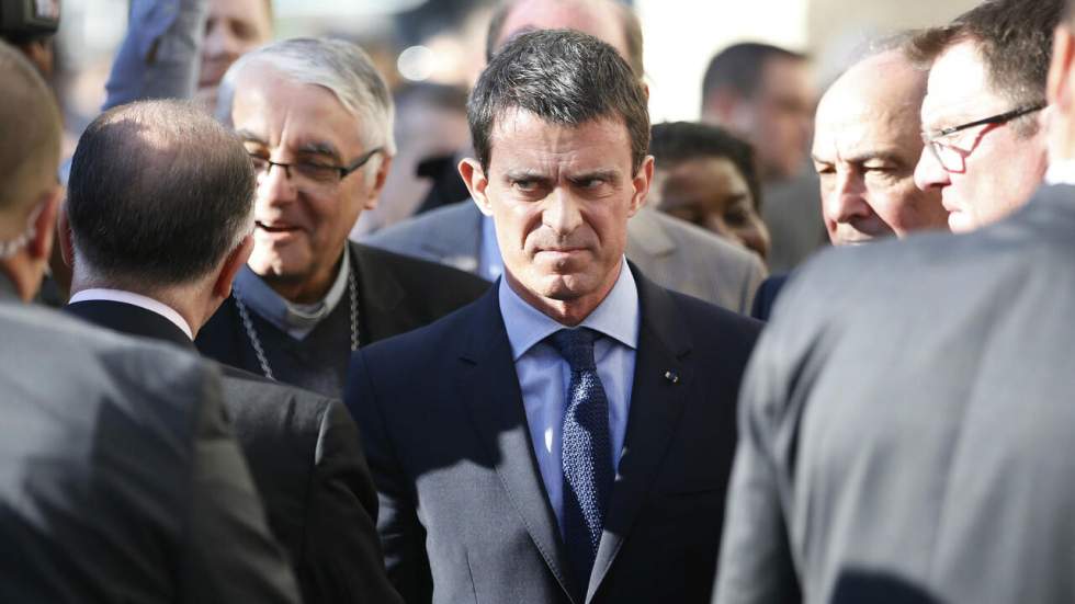 Manuel Valls : "C'étaient les chrétiens de France qui étaient visés" Manuel Valls : "C'étaient les chrétiens de France qui étaient visés"