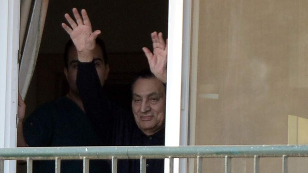 L’ex-président égyptien Hosni Moubarak condamné à trois ans de prison pour corruption L’ex-président égyptien Hosni Moubarak condamné à trois ans de prison pour corruption