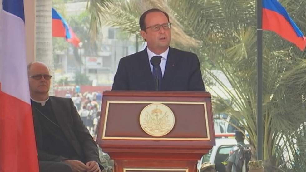 François Hollande aux Caraïbes : un voyage sur fond de polémiques