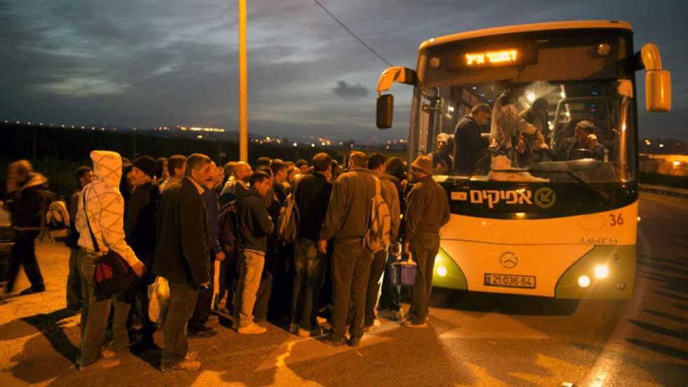 Cisjordanie : Netanyahou suspend l'interdiction des bus aux Palestiniens