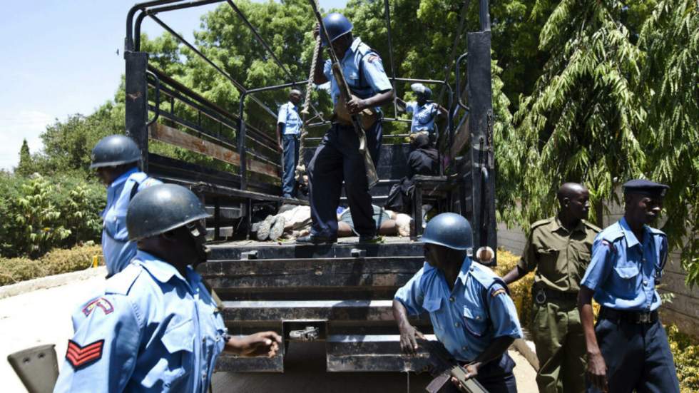 Embuscade meurtrière des Shebab contre des policiers kényans Embuscade meurtrière des Shebab contre des policiers kényans