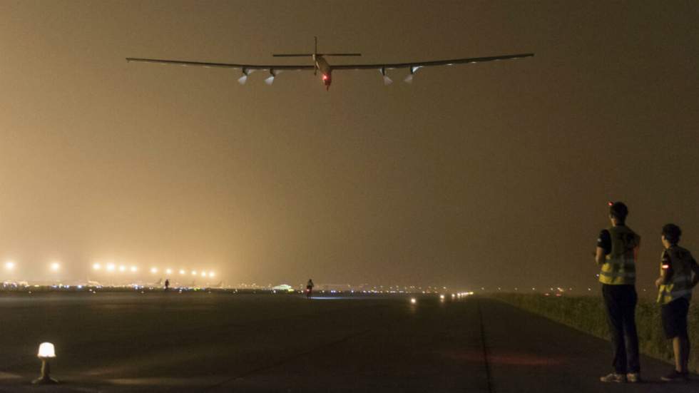 L'avion Solar Impulse forcé d'atterrir au Japon en raison de la météo L'avion Solar Impulse forcé d'atterrir au Japon en raison de la météo