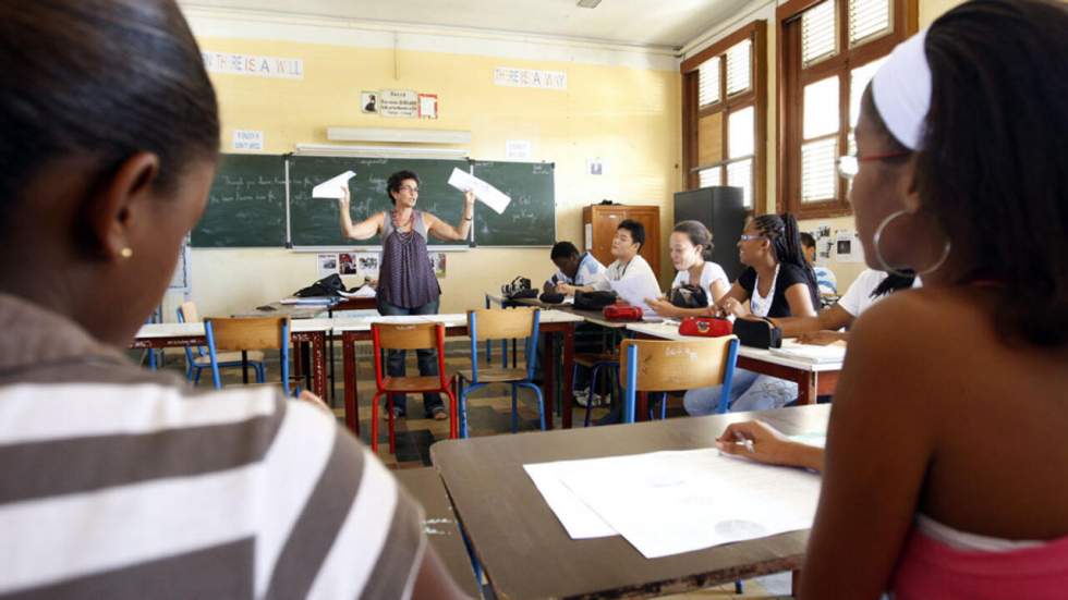 Le "tchip" interdit dans certains collèges et lycées en France Le "tchip" interdit dans certains collèges et lycées en France