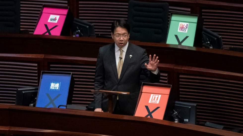 Le Parlement hongkongais rejette le projet controversé de réforme électorale Le Parlement hongkongais rejette le projet controversé de réforme électorale