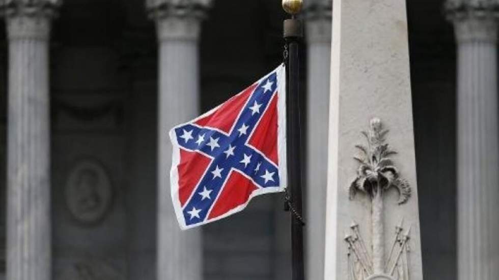 Tuerie de Charleston : le drapeau confédéré retiré du capitole de l'Alabama