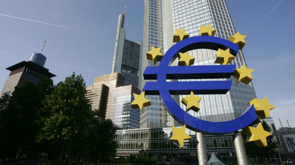 Grèce : la zone euro va se réunir après la victoire du "non" au référendum Grèce : la zone euro va se réunir après la victoire du "non" au référendum