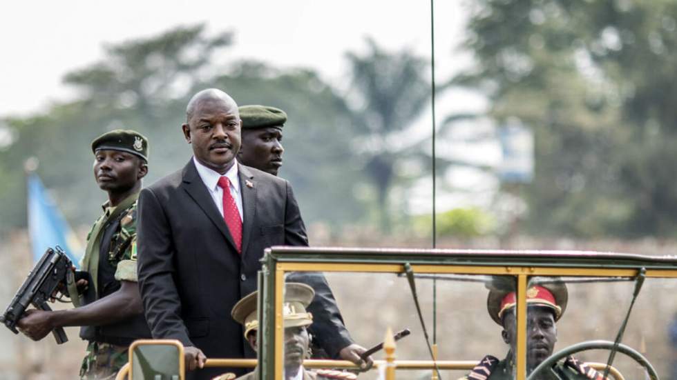 Burundi : les auteurs du putsch avorté veulent chasser Nkurunziza "par la force"