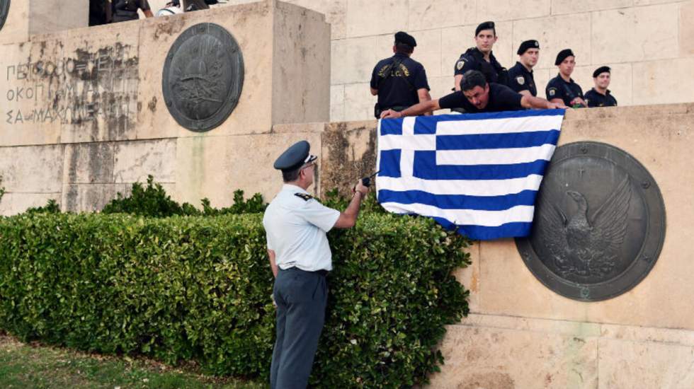 Plan d'aide à la Grèce : plusieurs Parlements européens doivent donner leur feu vert