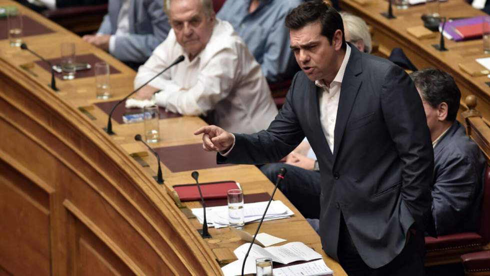 Tsipras remanie son gouvernement avant de négocier un nouveau plan d'aide