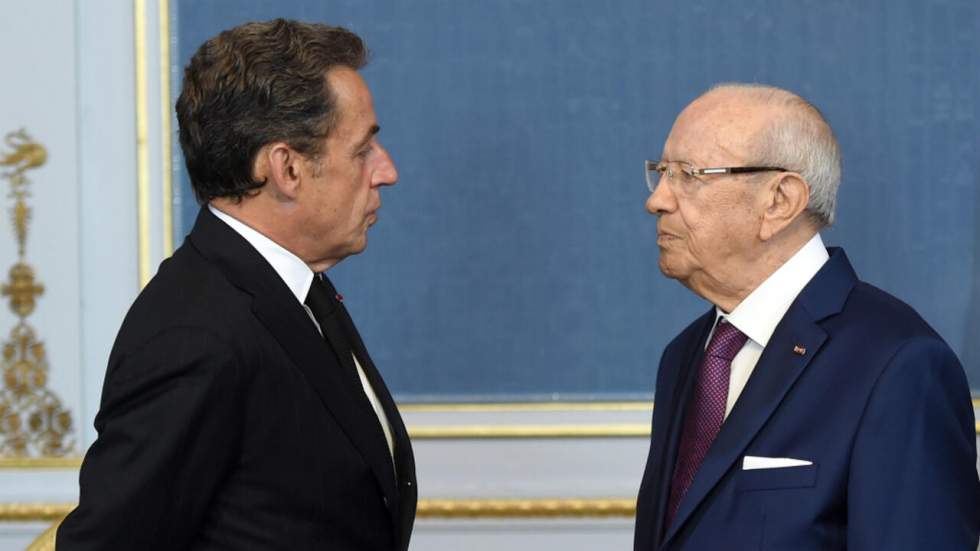 Tunisie : Nicolas Sarkozy en visite au pays du "seul Printemps arabe réussi"