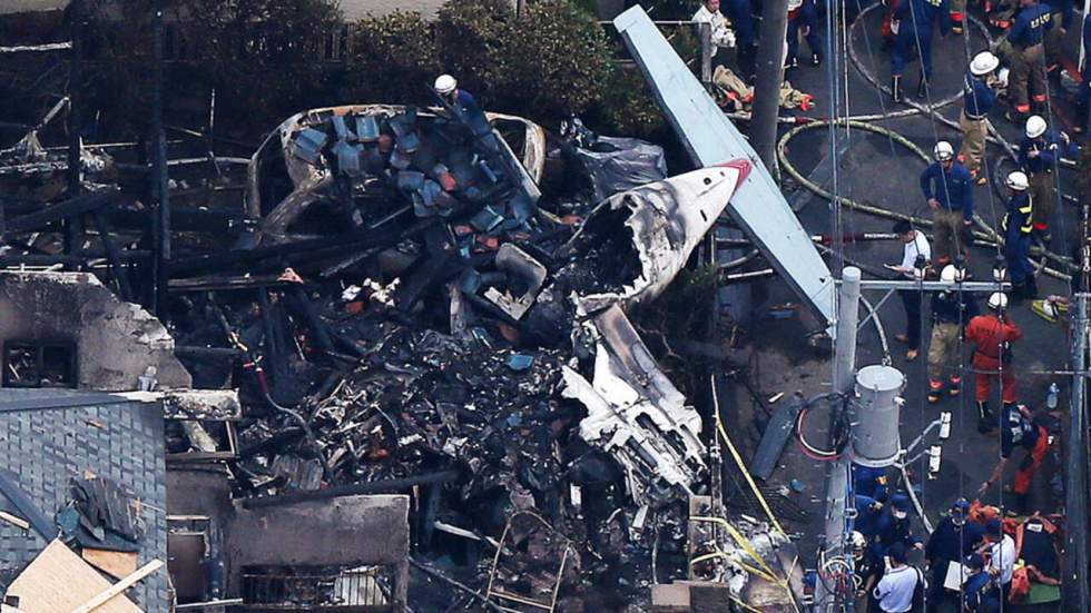 Japon : trois morts dans le crash d'un avion de tourisme à Tokyo