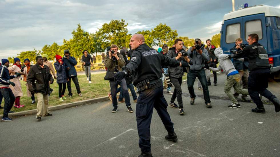 Paris et Londres font des migrants à Calais "une priorité absolue"