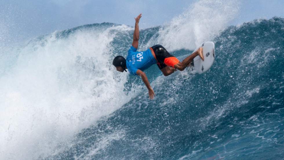 Vidéo : le surfeur français Jérémy Florès vainqueur à Tahiti