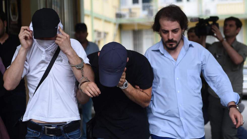 Deux journalistes britanniques de Vice News inculpés de terrorisme en Turquie Deux journalistes britanniques de Vice News inculpés de terrorisme en Turquie
