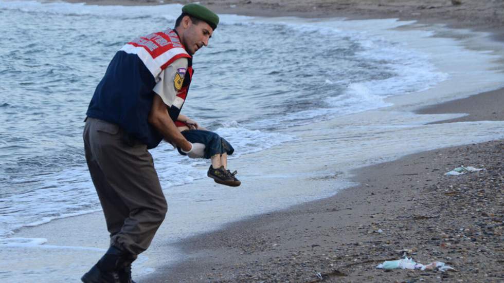 Crise migratoire : “Cette photo de l'enfant mort a tout pour devenir iconique” Crise migratoire : “Cette photo de l'enfant mort a tout pour devenir iconique”