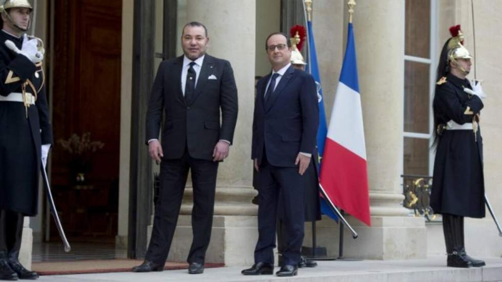À Tanger, François Hollande espère mettre un point final à la brouille franco-marocaine À Tanger, François Hollande espère mettre un point final à la brouille franco-marocaine