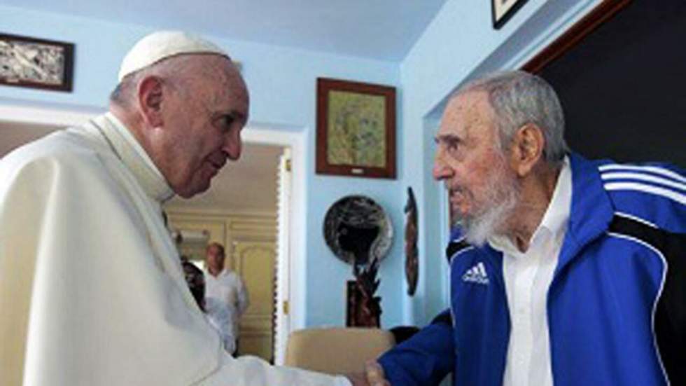 Le pape François reçu par Fidel Castro à son domicile de La Havane