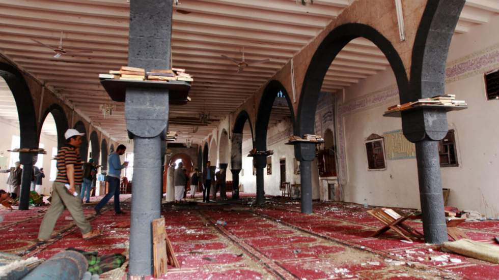 L'EI revendique un attentat meurtrier dans une mosquée de Sanaa, au moins 25 morts