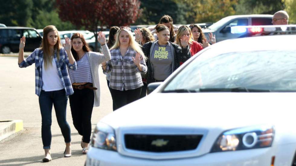 Au moins 10 morts dans une fusillade sur un campus de l'Oregon