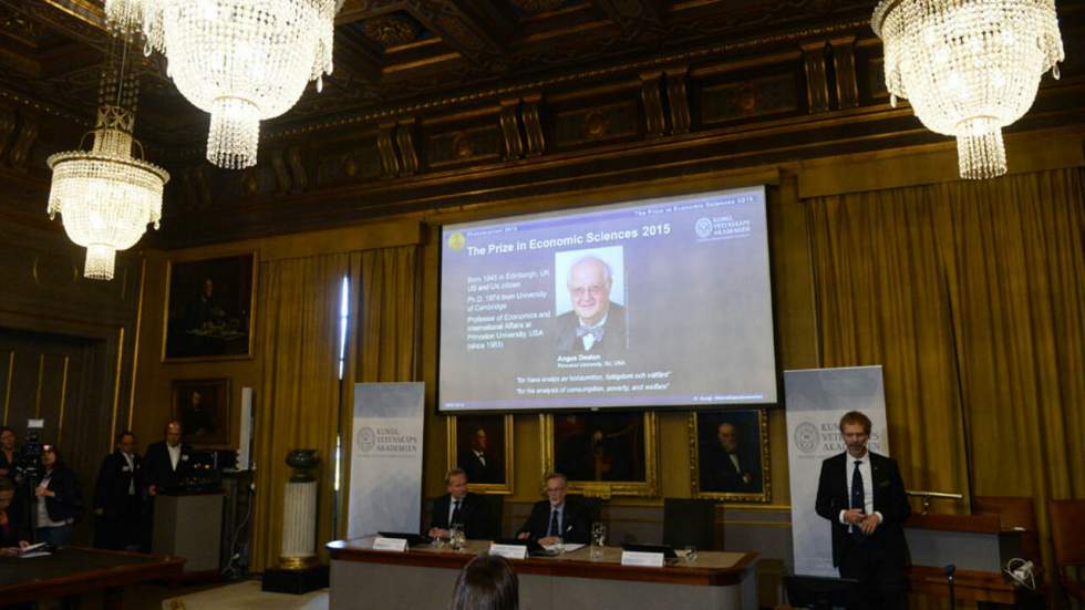 Angus Deaton : un spécialiste des questions de pauvreté récompensé par le Nobel d'économie Angus Deaton : un spécialiste des questions de pauvreté récompensé par le Nobel d'économie