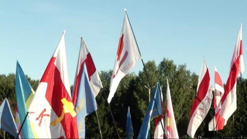 Biélorussie : le grand écart de Loukachenko entre la Russie et l'Europe Biélorussie : le grand écart de Loukachenko entre la Russie et l'Europe