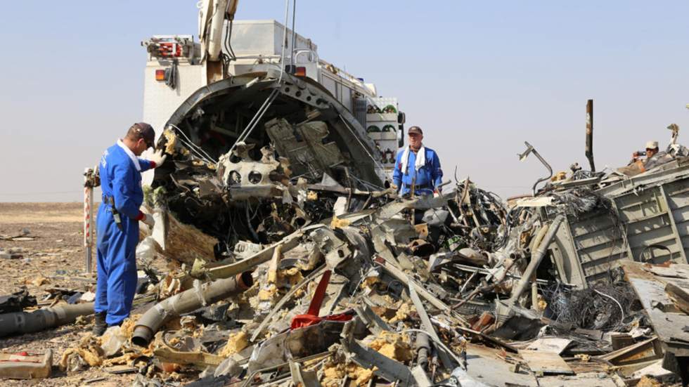 Crash dans le Sinaï : Obama et Cameron évoquent la "possibilité" d'une bombe à bord