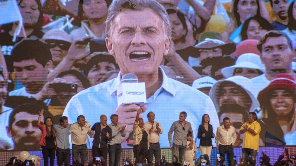 Le libéral Mauricio Macri remporte l'élection présidentielle en Argentine