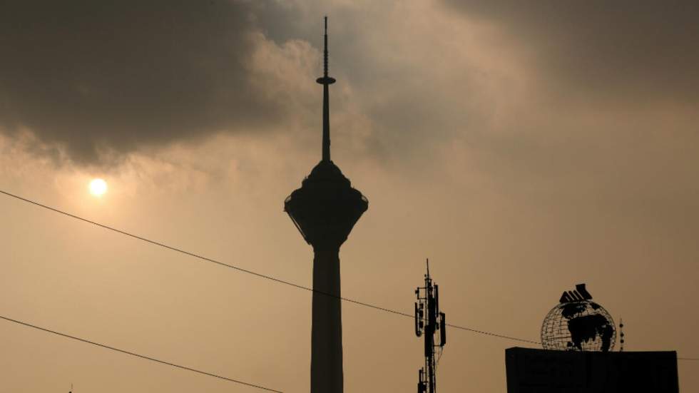 Iran : des écoles resteront fermées lundi pour cause de pollution