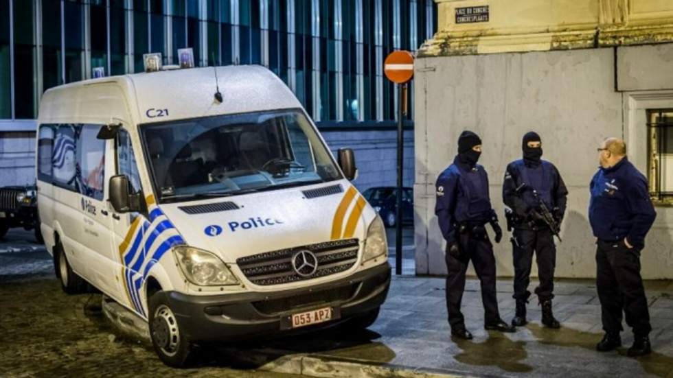 La police belge perquisitionne trois logements conspiratifs liés au 13-Novembre