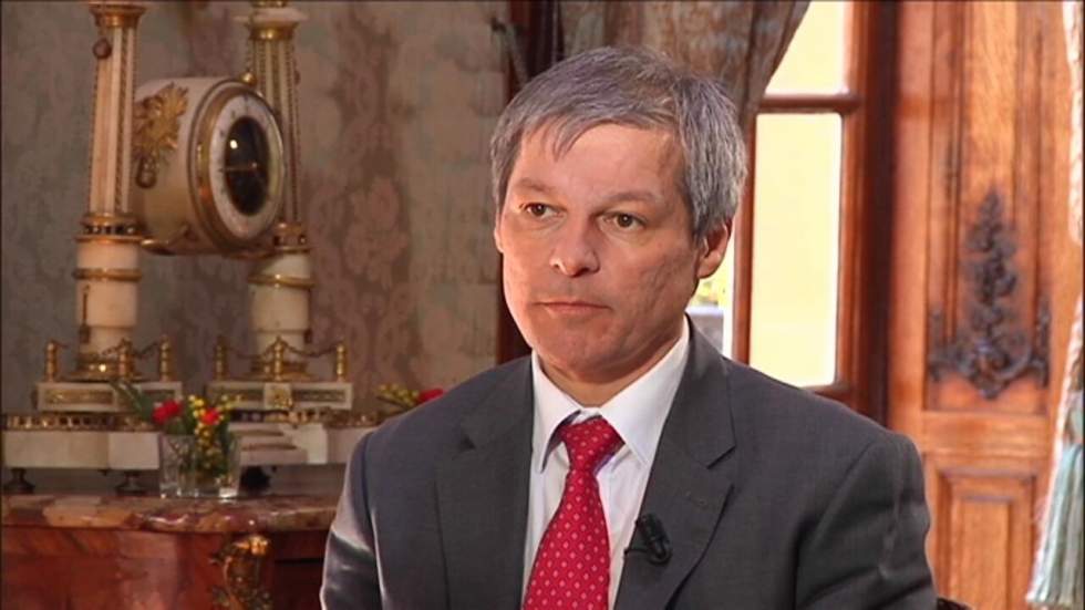 Dacian Ciolos : "Imposer des quotas de migrants dans l’UE n’est pas une solution"