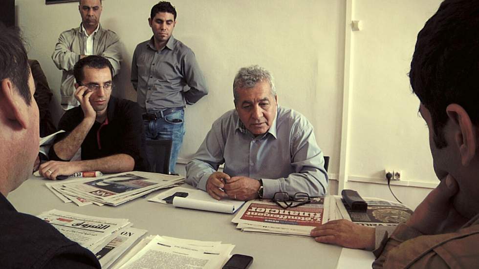 "Contre-pouvoirs" : huis clos journalistique dans la rédaction algérienne d’El Watan "Contre-pouvoirs" : huis clos journalistique dans la rédaction algérienne d’El Watan