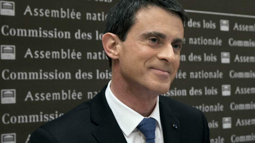 Réforme constitutionnelle : Manuel Valls gomme la "référence à la binationalité" Réforme constitutionnelle : Manuel Valls gomme la "référence à la binationalité"