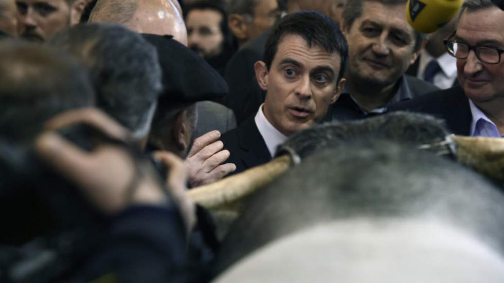 Réforme du Code du travail : Manuel Valls reporte sa présentation d'une "quinzaine de jours" Réforme du Code du travail : Manuel Valls reporte sa présentation d'une "quinzaine de jours"