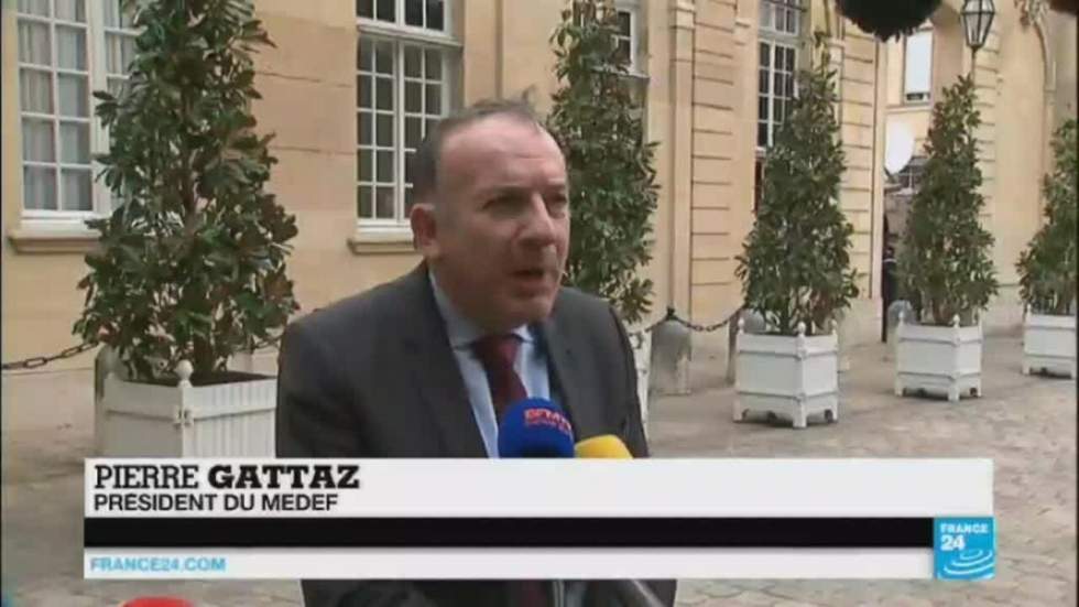 Loi Travail : Valls revoit sa copie pour tenter de rallier les syndicats Loi Travail : Valls revoit sa copie pour tenter de rallier les syndicats