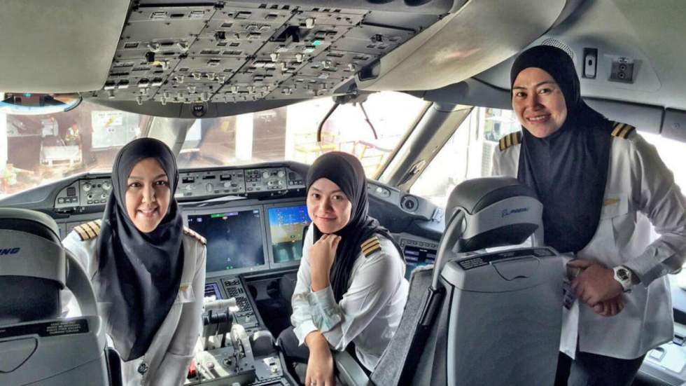 L'équipage entièrement féminin de Royal Brunei Airlines a atterri... en Arabie saoudite