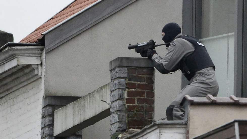 Un homme armé tué lors d'une opération anti-terroriste à Bruxelles