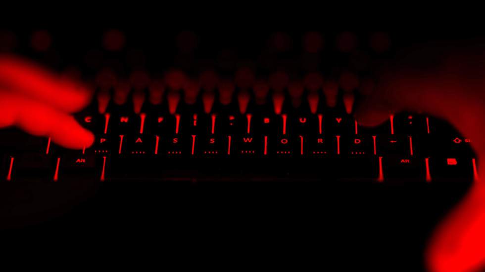 France : maçon le jour, cyberjihadiste la nuit... prison confirmée pour un Tunisien France : maçon le jour, cyberjihadiste la nuit... prison confirmée pour un Tunisien