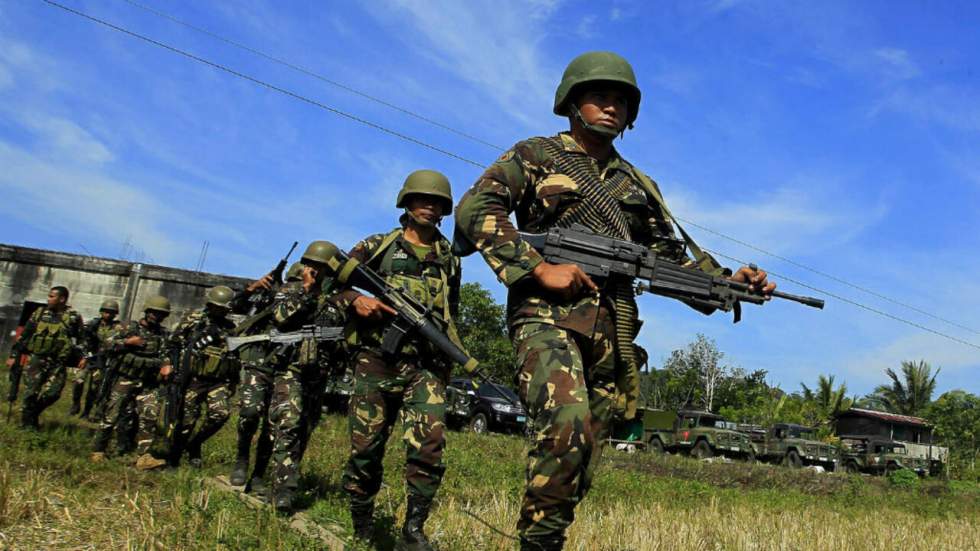 Heurts meurtriers entre l'armée philippine et les jihadistes d'Abou Sayyaf Heurts meurtriers entre l'armée philippine et les jihadistes d'Abou Sayyaf