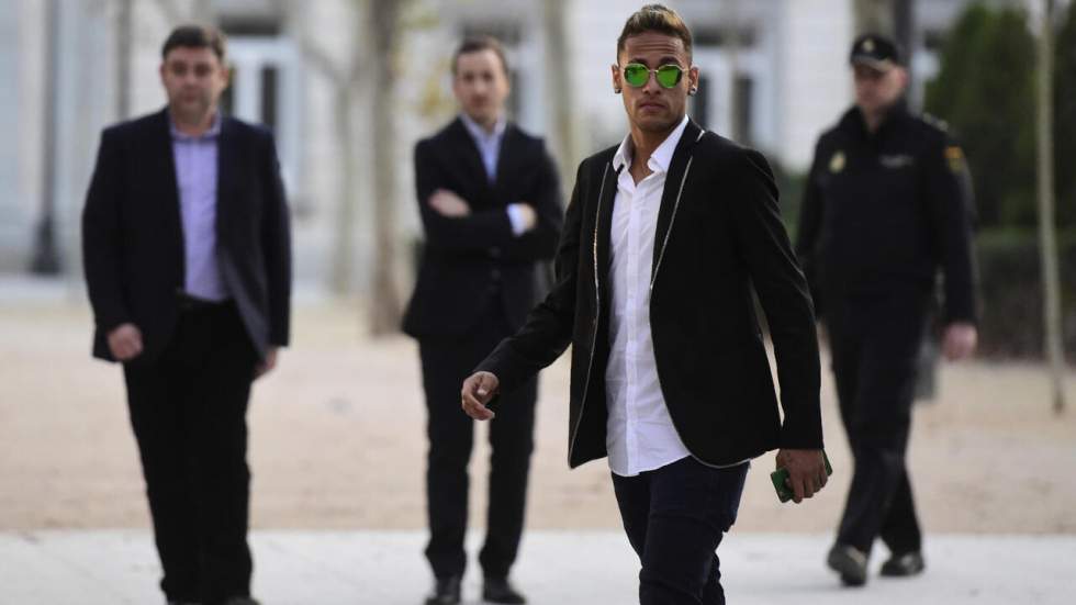 Le contrat de Neymar avec le Barça publié par le WikiLeaks du foot