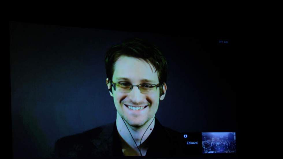 Edward Snowden se met à la musique, merci Jean-Michel Jarre !