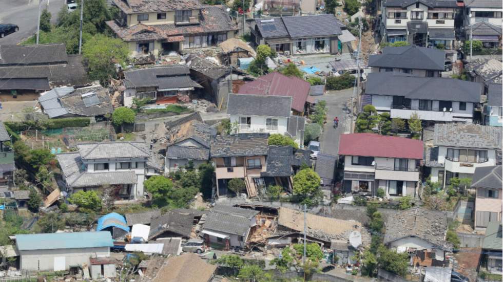 Risque de tsunami au Japon après un nouveau séisme dans le Sud-Ouest Risque de tsunami au Japon après un nouveau séisme dans le Sud-Ouest