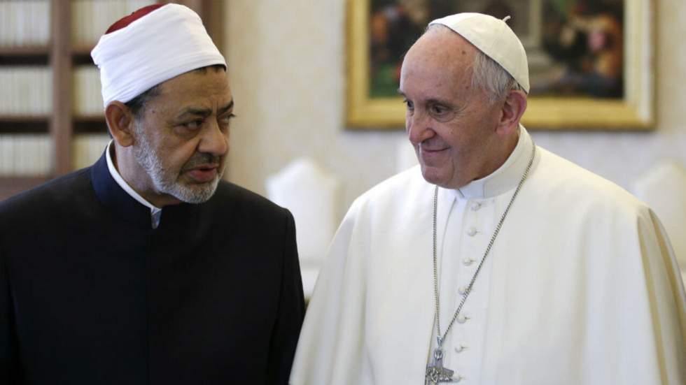 Première rencontre entre le pape François et le grand imam d'Al-Azhar au Vatican