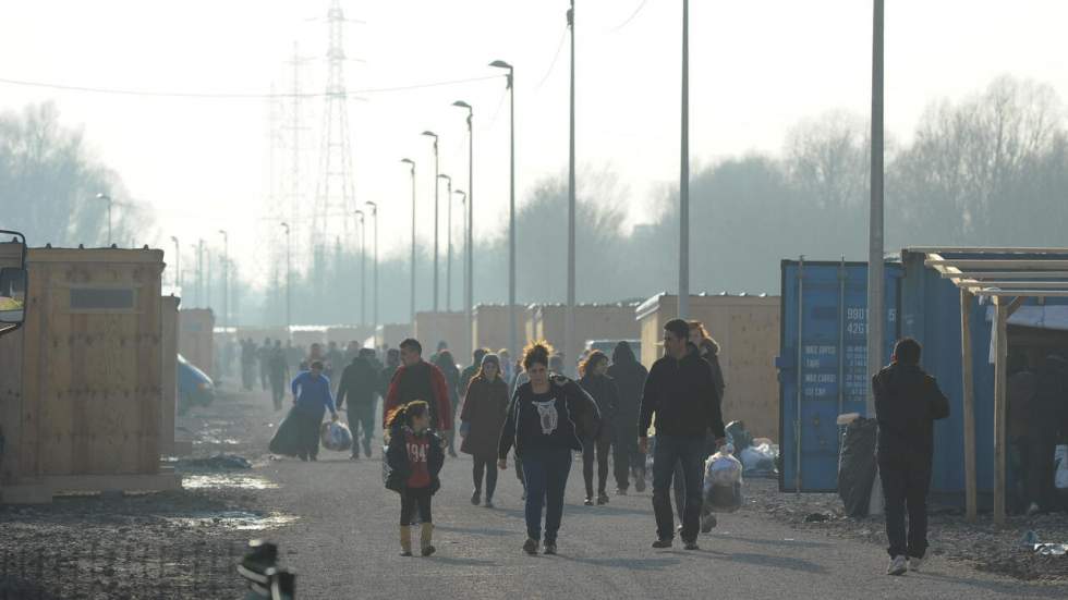 Grande-Synthe : le premier camp humanitaire de France financé par l’État