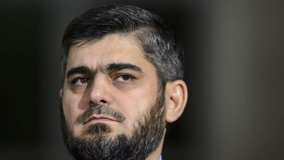 Démission du négociateur en chef de l'opposition syrienne aux pourparlers de paix Démission du négociateur en chef de l'opposition syrienne aux pourparlers de paix