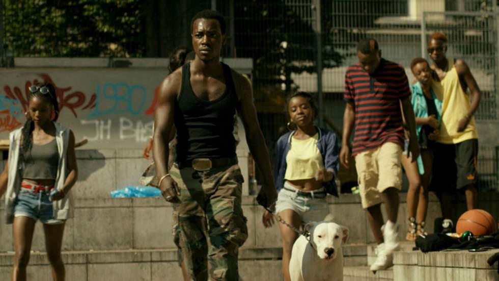 "Black" ou l'histoire violente, réaliste et controversée des gangs urbains à Molenbeek "Black" ou l'histoire violente, réaliste et controversée des gangs urbains à Molenbeek