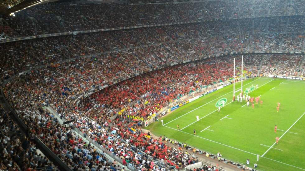 En images : pour la finale du Top 14, le rugby français a envahi le Camp Nou