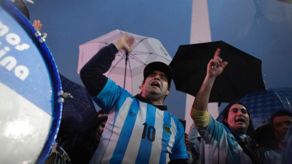 Les Argentins manifestent pour que Messi continue sa carrière internationale