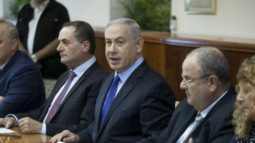 Rencontre rare entre Netanyahou et le chef de la diplomatie égyptienne Rencontre rare entre Netanyahou et le chef de la diplomatie égyptienne