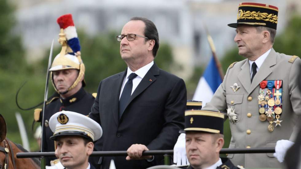 Hollande confirme la fin de l'état d'urgence après le Tour de France Hollande confirme la fin de l'état d'urgence après le Tour de France