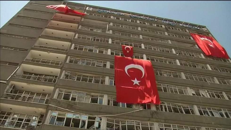 Turquie : les raisons de l'échec du coup d'État